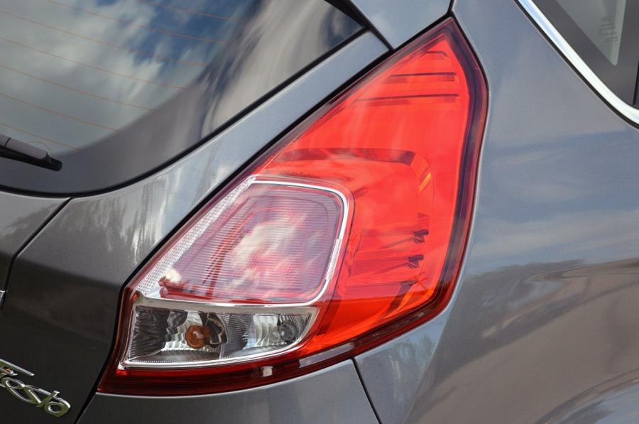  Ford Fiesta Titanium 2014 года  (фото 6 из 44)